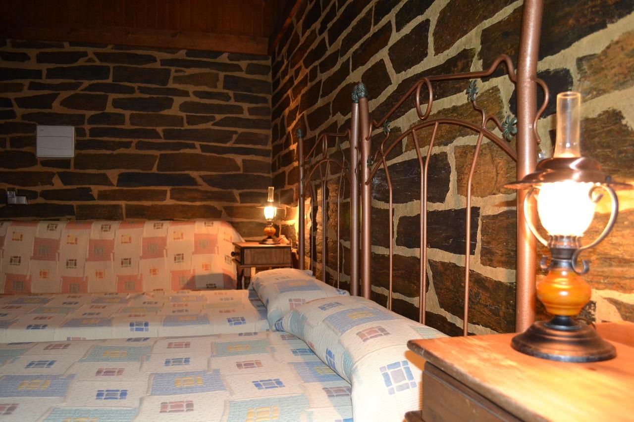 Hotel Rural El Labriego By Vivere Stays Plasenzuela Exterior photo